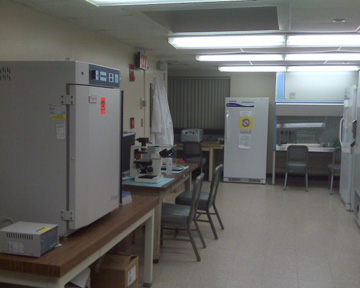  Cell Culture Facility